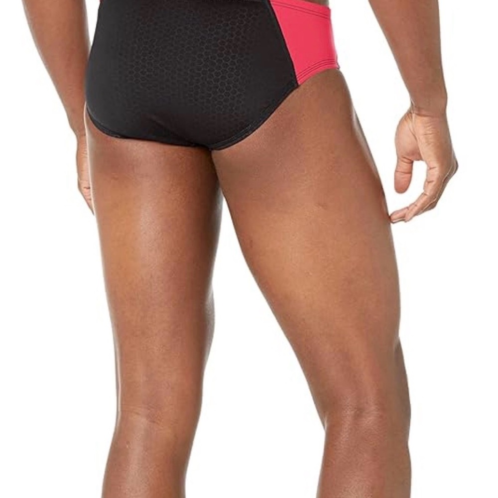 TYR Black Swim Briefs with Red Panels - Picture 2 of 2